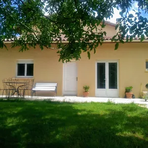 https://grate-et-les-brugues.midi-pyreneeshotels.com